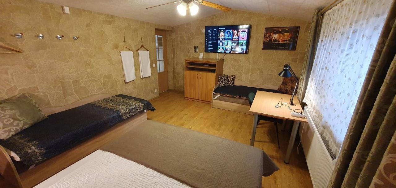 Aparthotel 4 ,, Cosy House Billiard " - Sauna & Parking Kaunas Extérieur photo